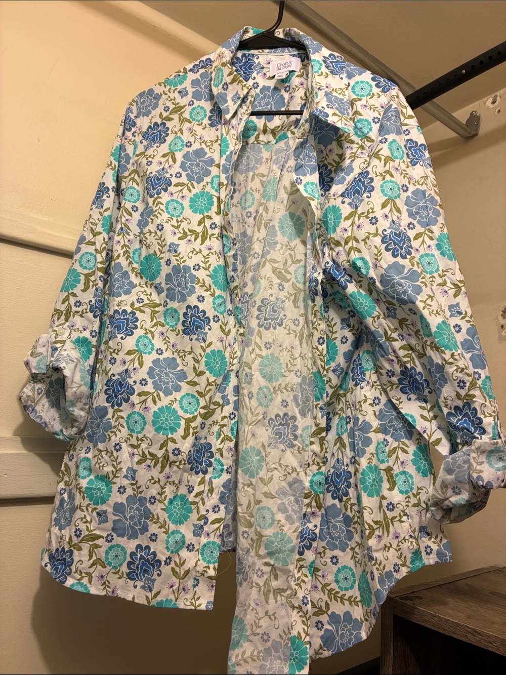 croft & barrow White Button-Down Shirt with Blue and Teal Floral Print